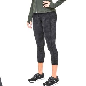 Lululemon Pace Rival Crop 22"